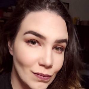 Meet your Posher, Stefanie